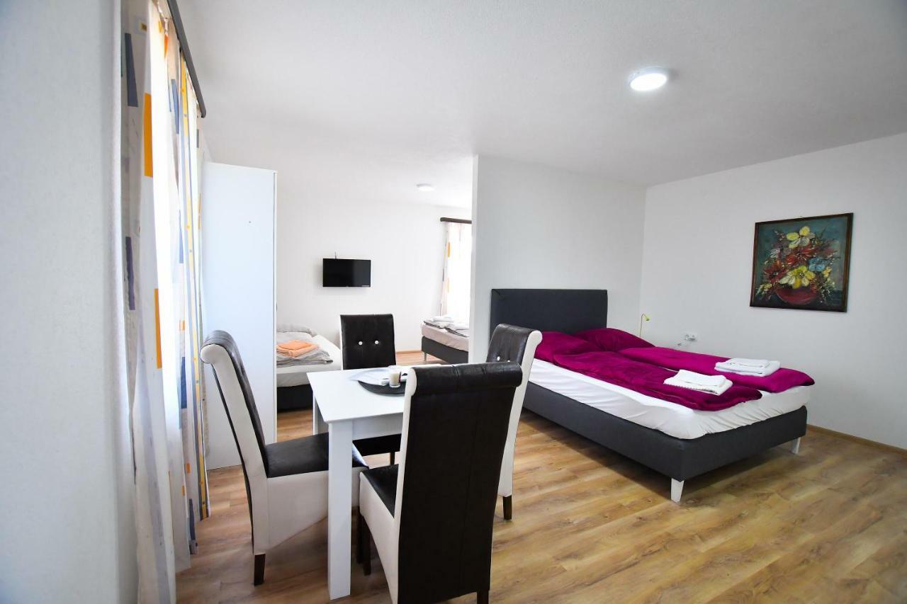 Vulsa Apartmani คลาโดโว ภายนอก รูปภาพ
